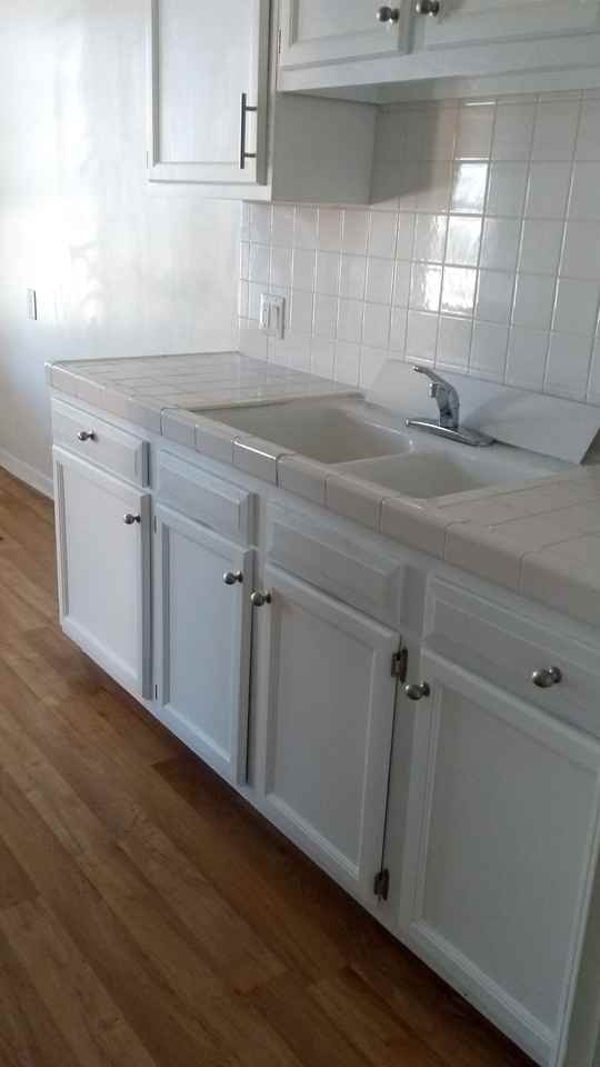 827 4th St #404 - Photo 4 of 25