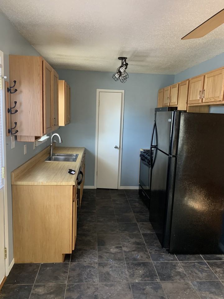 2609 W 55th St #NA - Photo 3 of 29