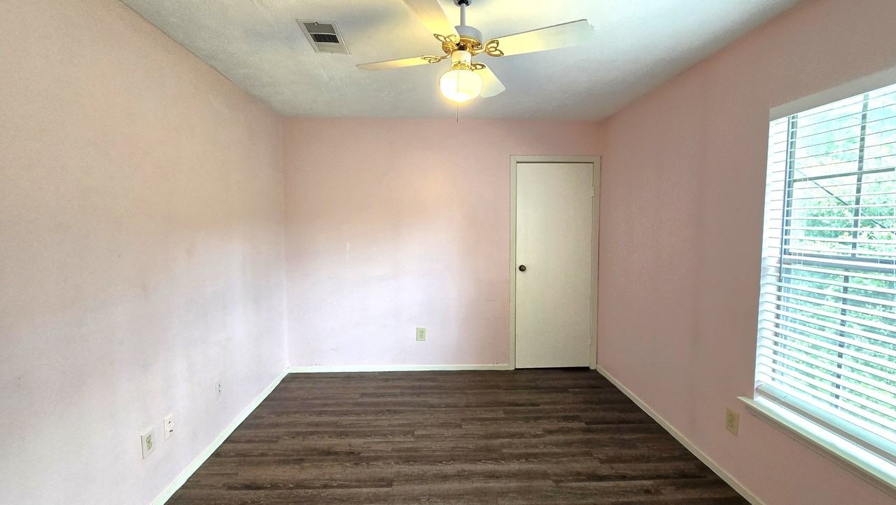 3334 Birch Creek Dr #NA - Photo 6 of 13