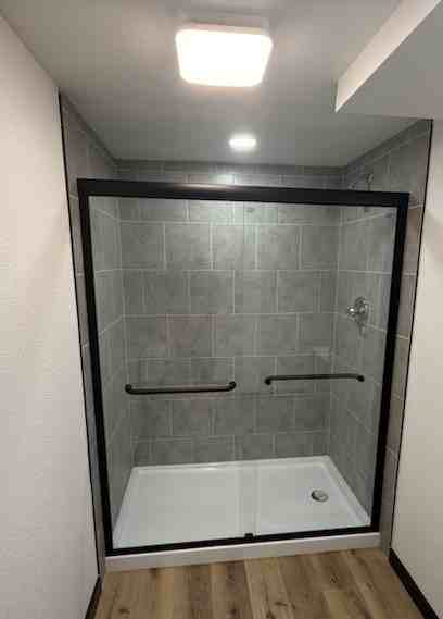 1725 Elmwood Ln #NA - Photo 2 of 31