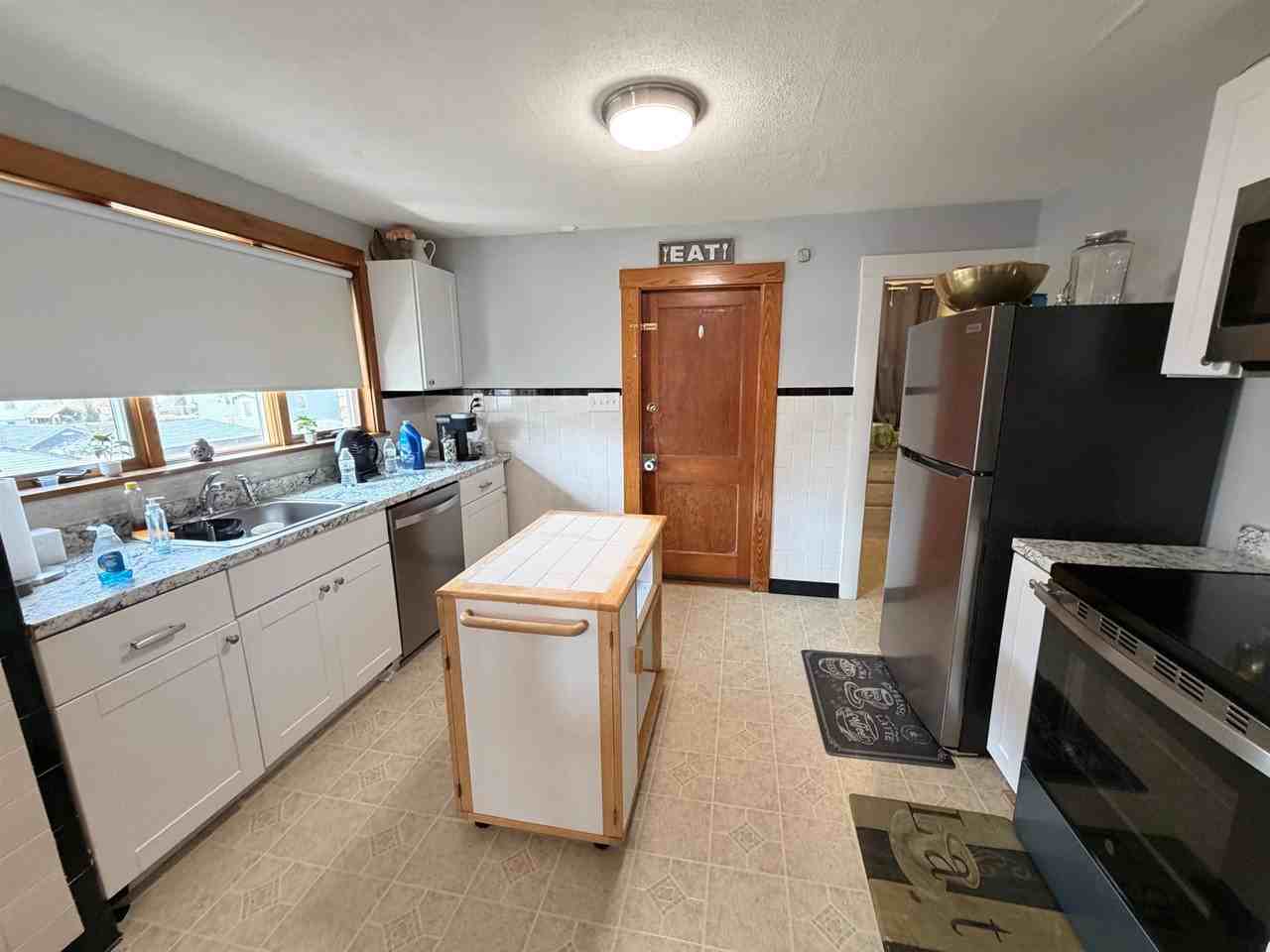 130 Bonner Ave #2 - Photo 6 of 12