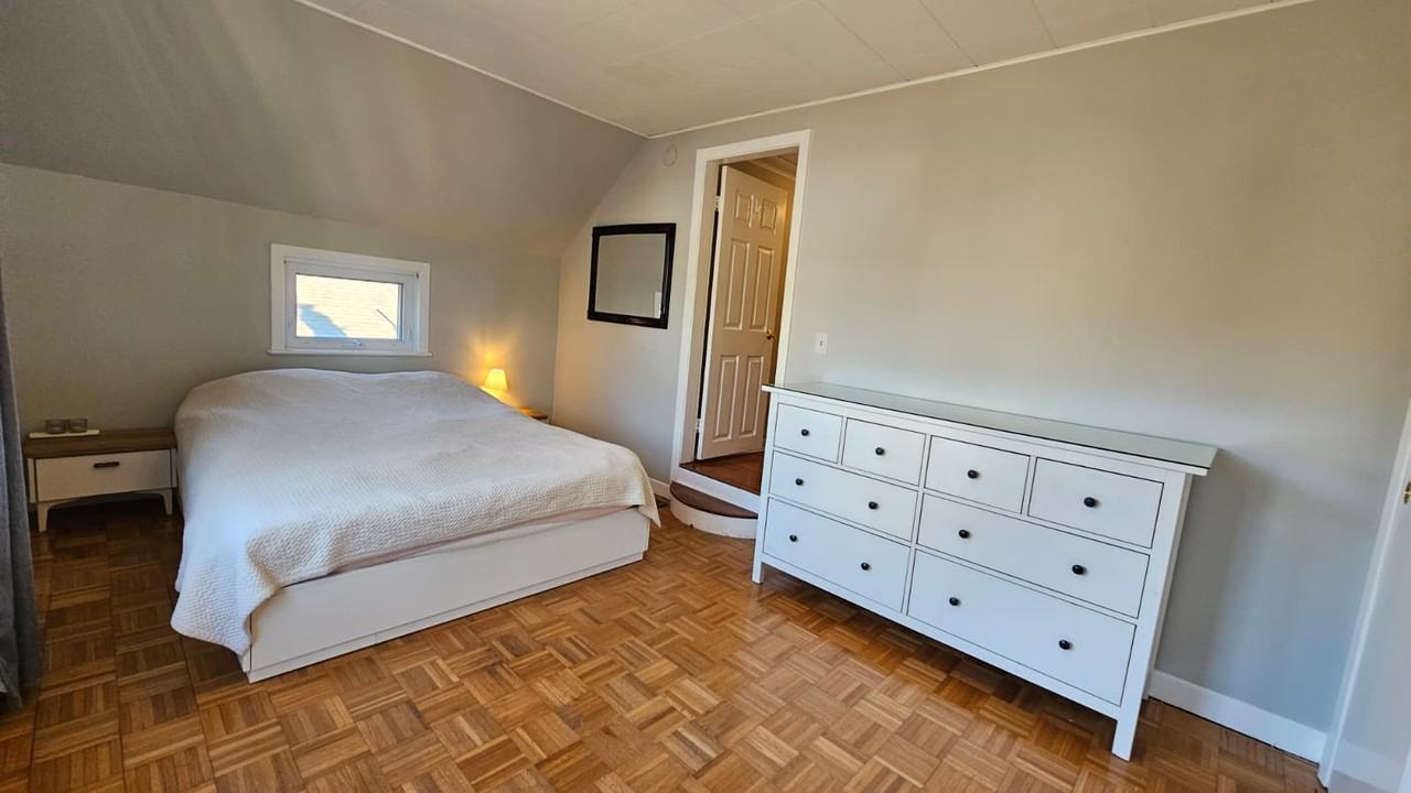 89 Sherwood Rd #NA - Photo 3 of 16