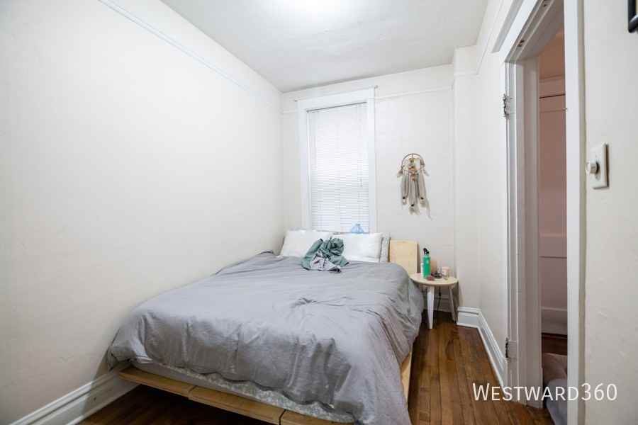 2550 N Southport Ave #1R - Photo 7 of 10