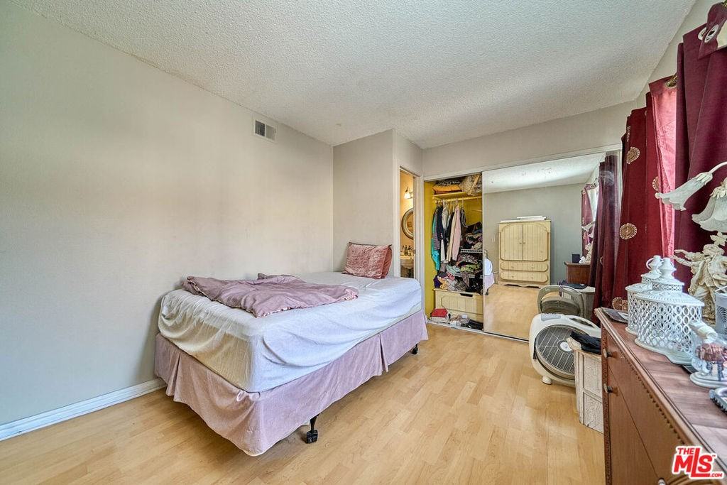 219 N Isabel St #5 - Photo 2 of 18