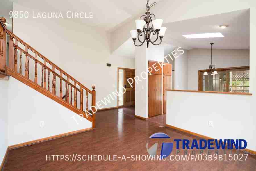 9850 Laguna Cir - Photo 7 of 34