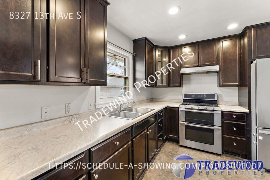 8327 13th Ave S - Photo 2 of 32