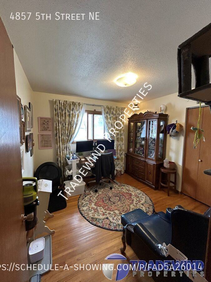 4857 5th St Ne - Photo 7 of 16