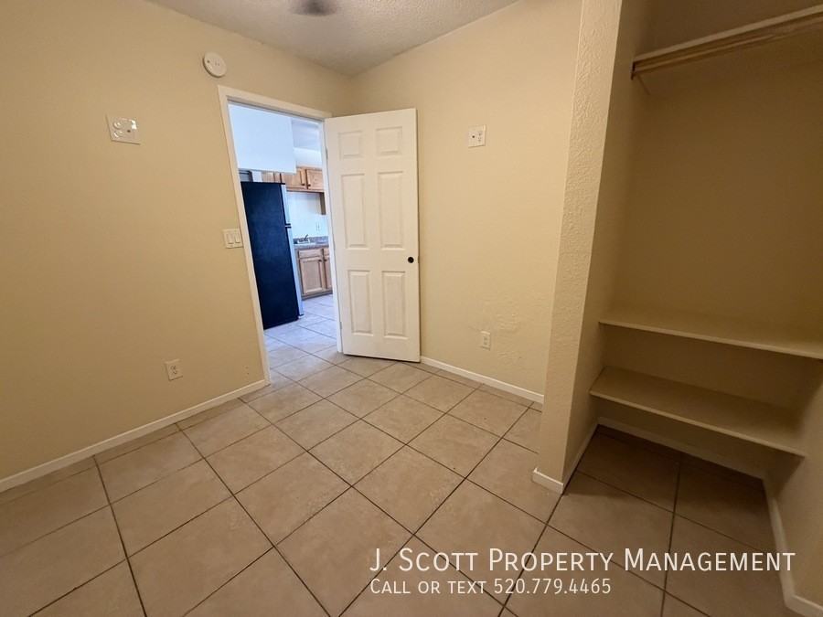 1757 E Harvard St #3 - Photo 6 of 13