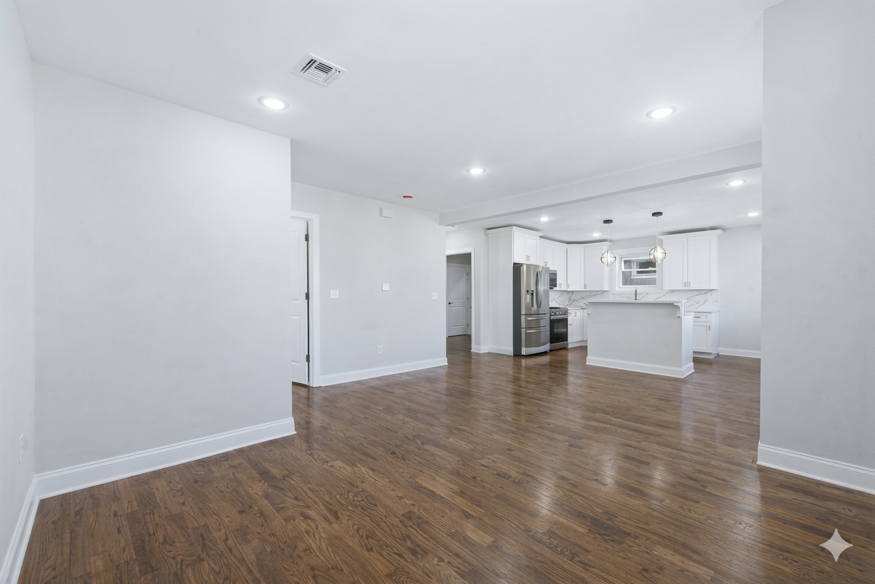 46 Eppirt St #2 - Photo 3 of 19