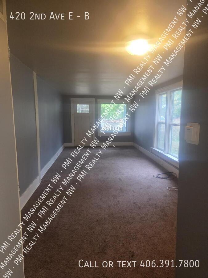 420 2nd Ave E #B - Photo 2 of 5