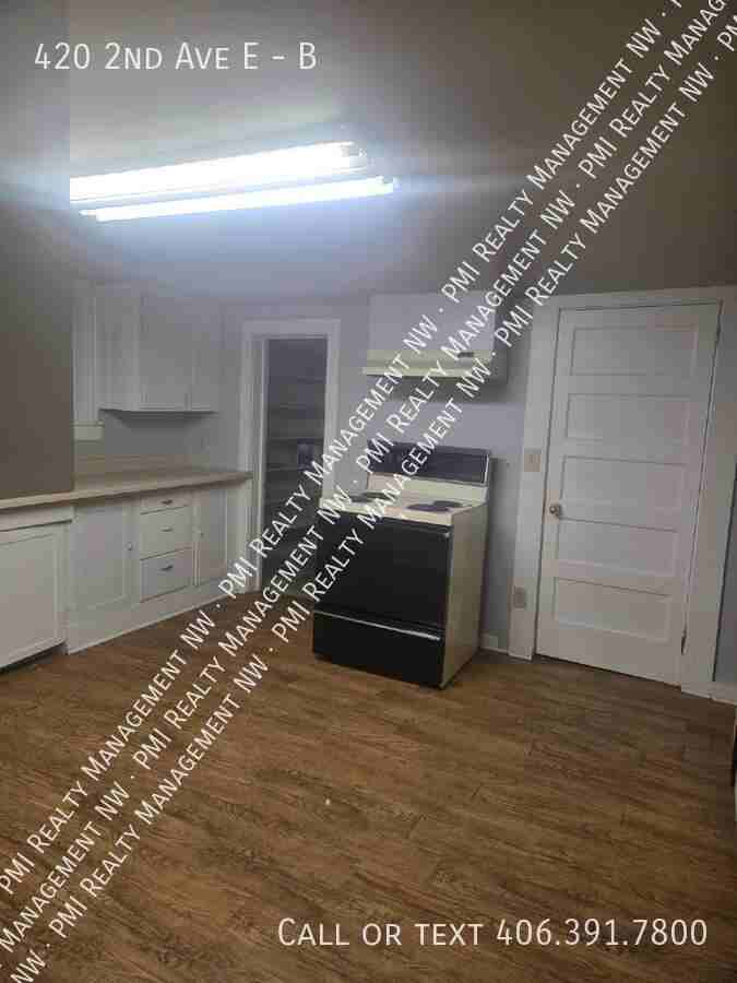 420 2nd Ave E #B - Photo 5 of 5