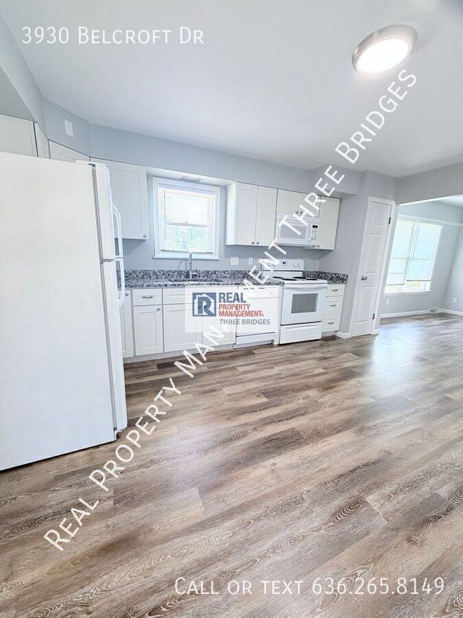 3930 Belcroft Dr - Photo 5 of 23