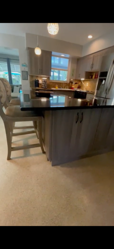 4511 Ne 13th Ave - Photo 3 of 30