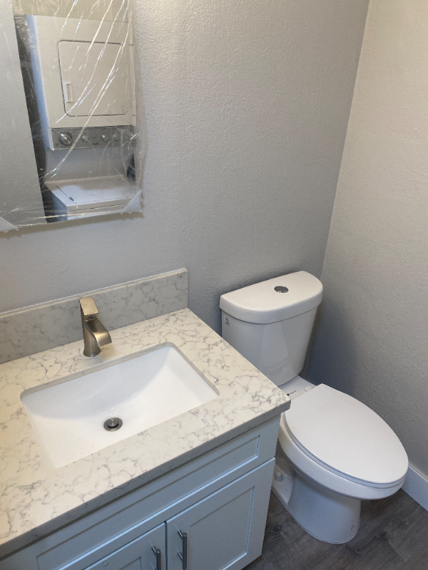 1525 Pensacola St #303 - Photo 4 of 8