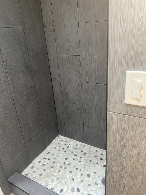 1525 Pensacola St #303 - Photo 5 of 8