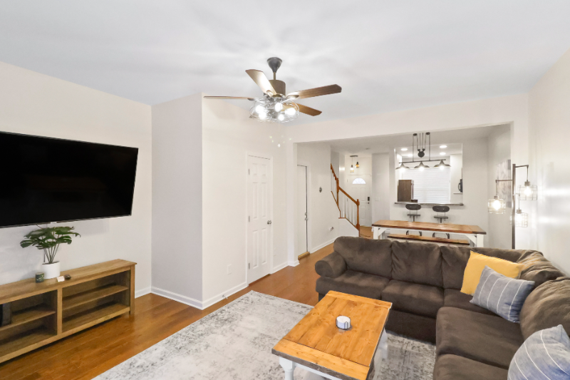 128 100 Stratford Lakes Drive #128 - Photo 6 of 9