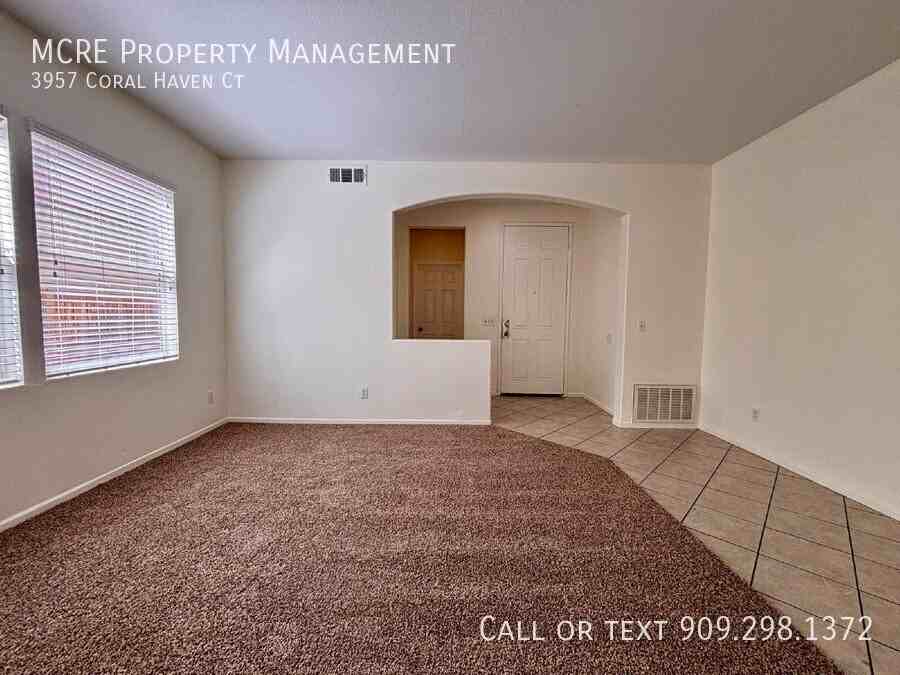 3957 Coral Haven Ct - Photo 5 of 31