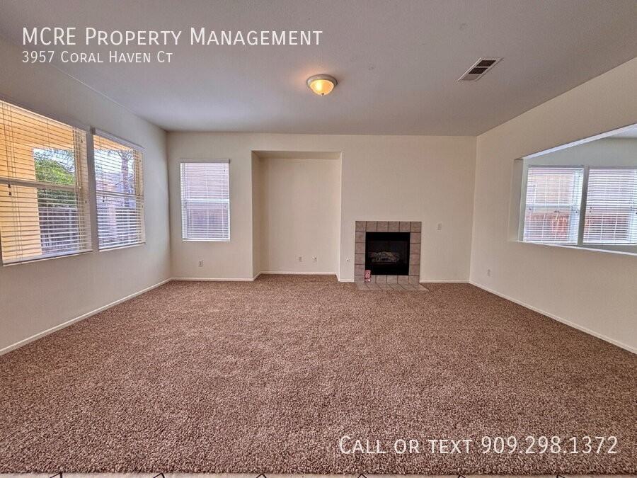 3957 Coral Haven Ct - Photo 7 of 31