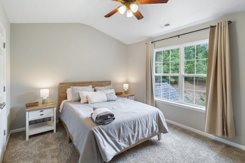 504 Auburn Square Dr - Photo 2 of 13