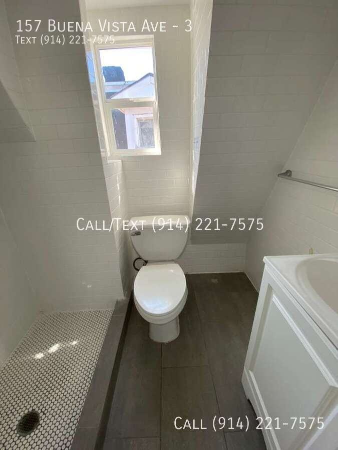 157 Buena Vista Ave #3 - Photo 3 of 5
