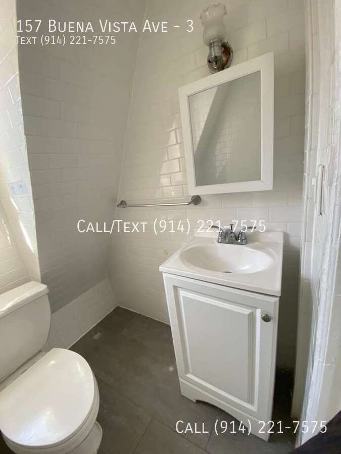 157 Buena Vista Ave #3 - Photo 4 of 5