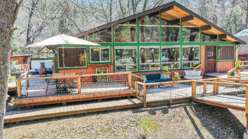 21593 Crystal Falls Dr - Photo 3 of 29