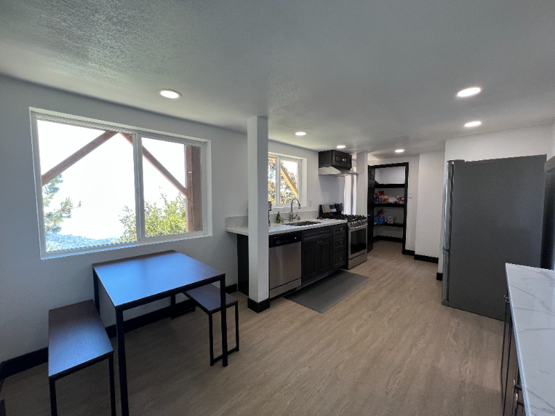 1960 Willow Dr - Photo 7 of 27