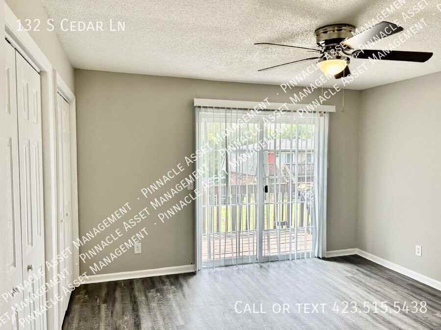 132 S Cedar Ln - Photo 4 of 15