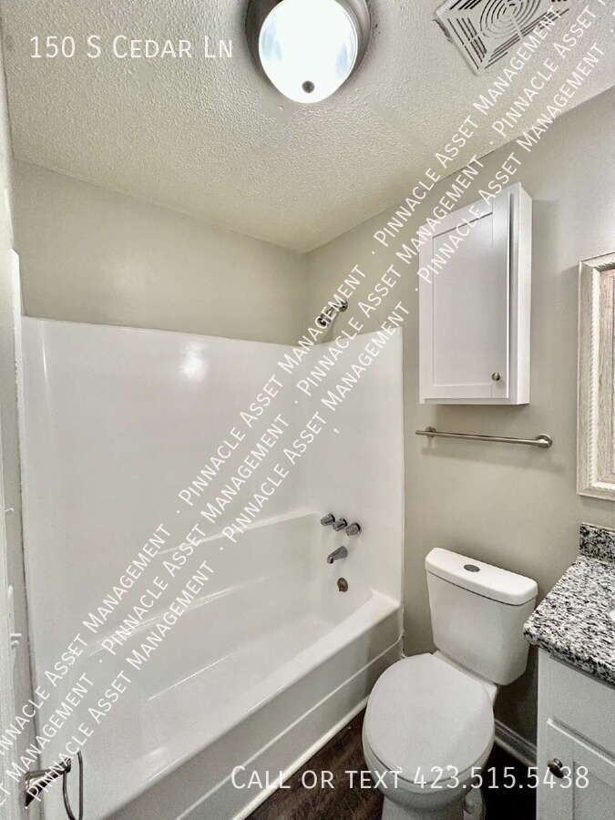 150 S Cedar Ln - Photo 3 of 10