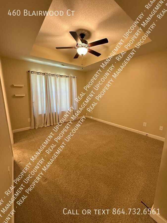 460 Blairwood Ct - Photo 6 of 14