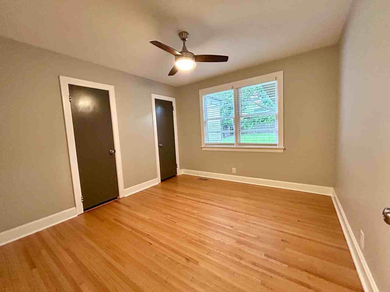 247 Graeme Dr - Photo 5 of 21