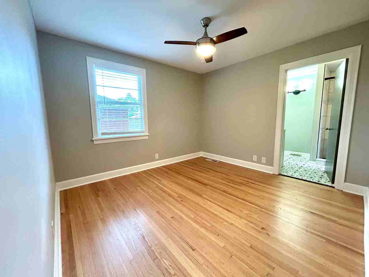 247 Graeme Dr - Photo 6 of 21