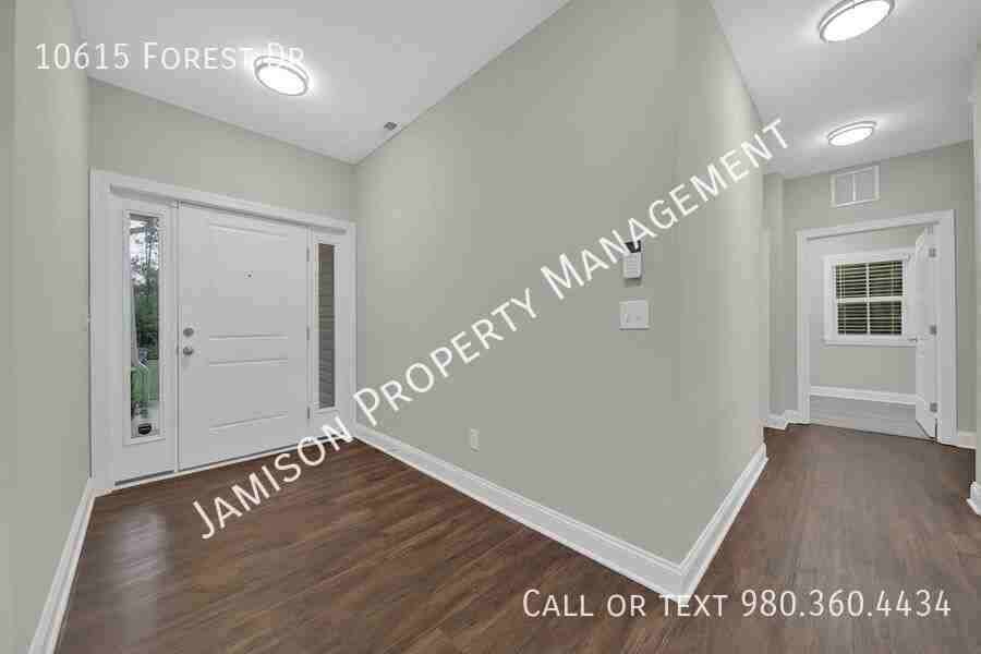 10615 Forest Dr - Photo 3 of 28