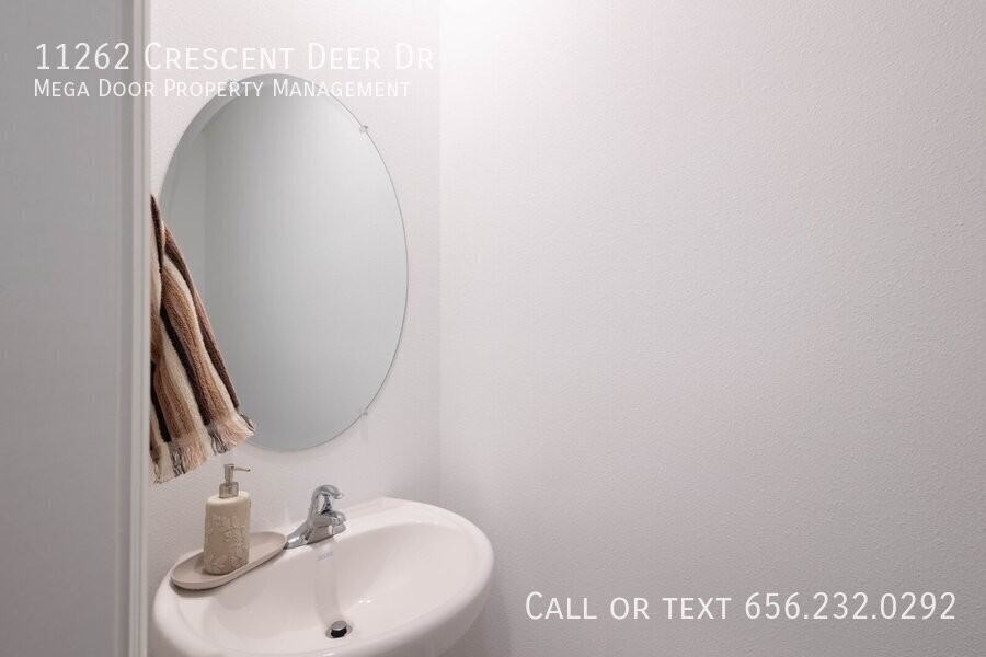 11262 Crescent Deer Dr - Photo 4 of 35