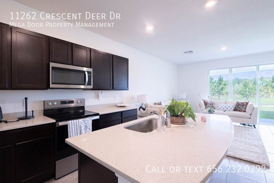 11262 Crescent Deer Dr - Photo 7 of 35