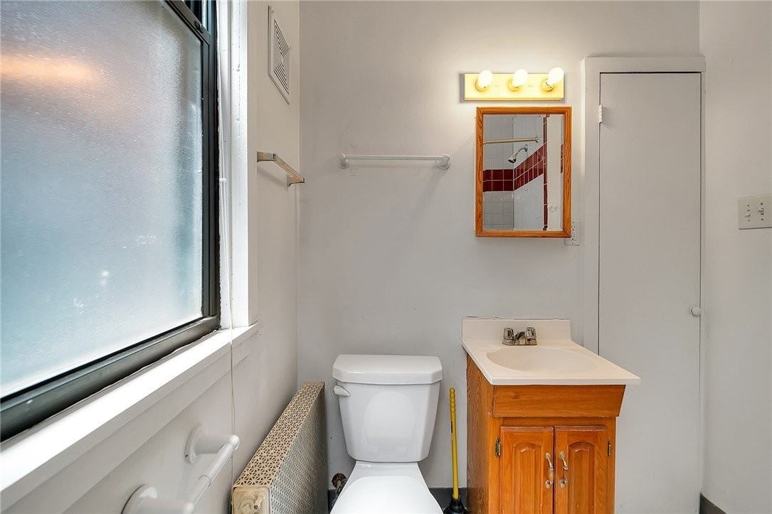 2311 Sherbrook St #1 - Photo 7 of 12