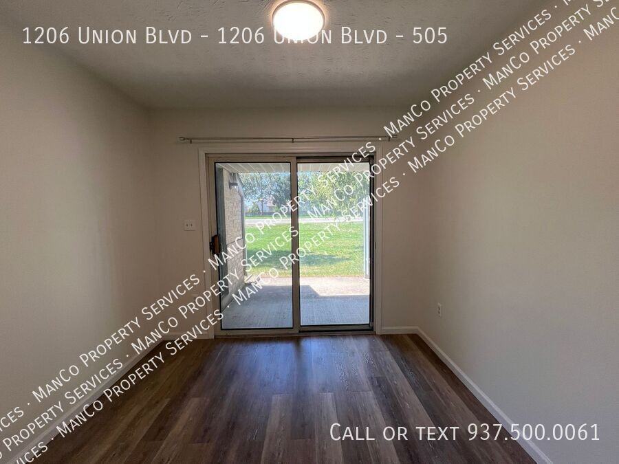 1206 Union Blvd - 1206 Union Blvd #505 - Photo 6 of 9