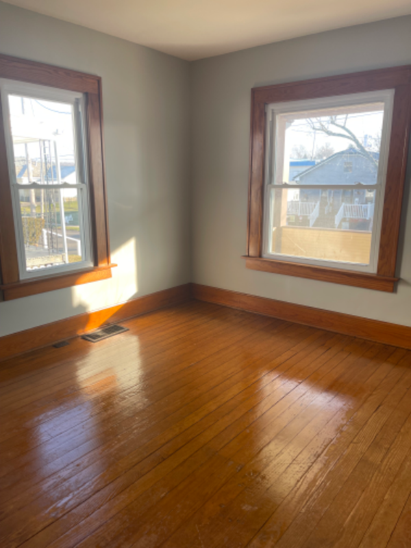 2309 Wilmer St - Photo 4 of 9