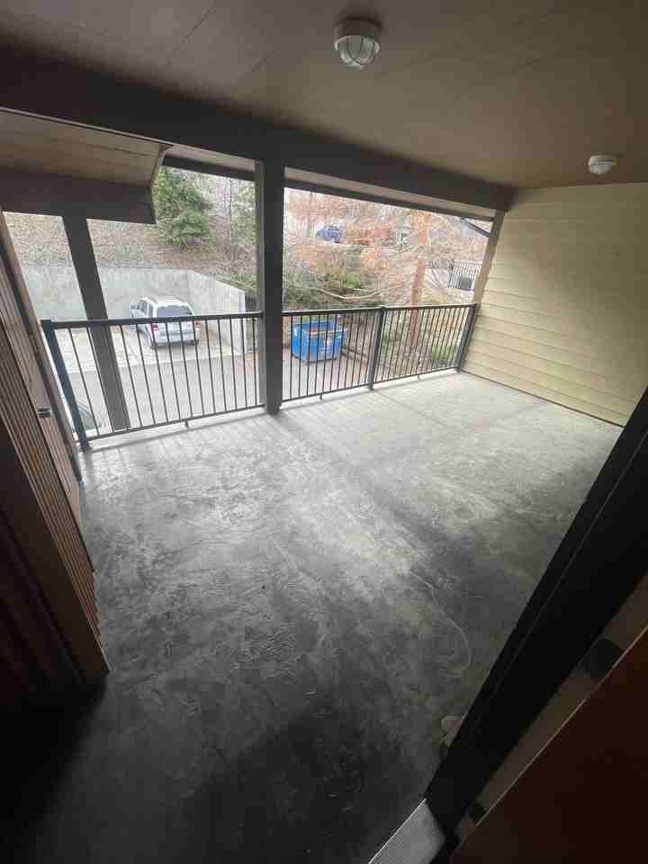 825 Sw Higgins Ave #7A