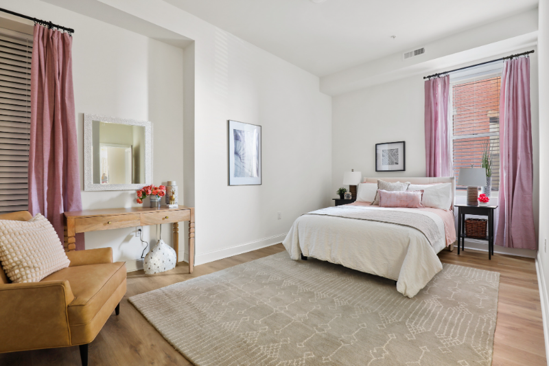 2201 Brookfield Ave #102 - Photo 6 of 9