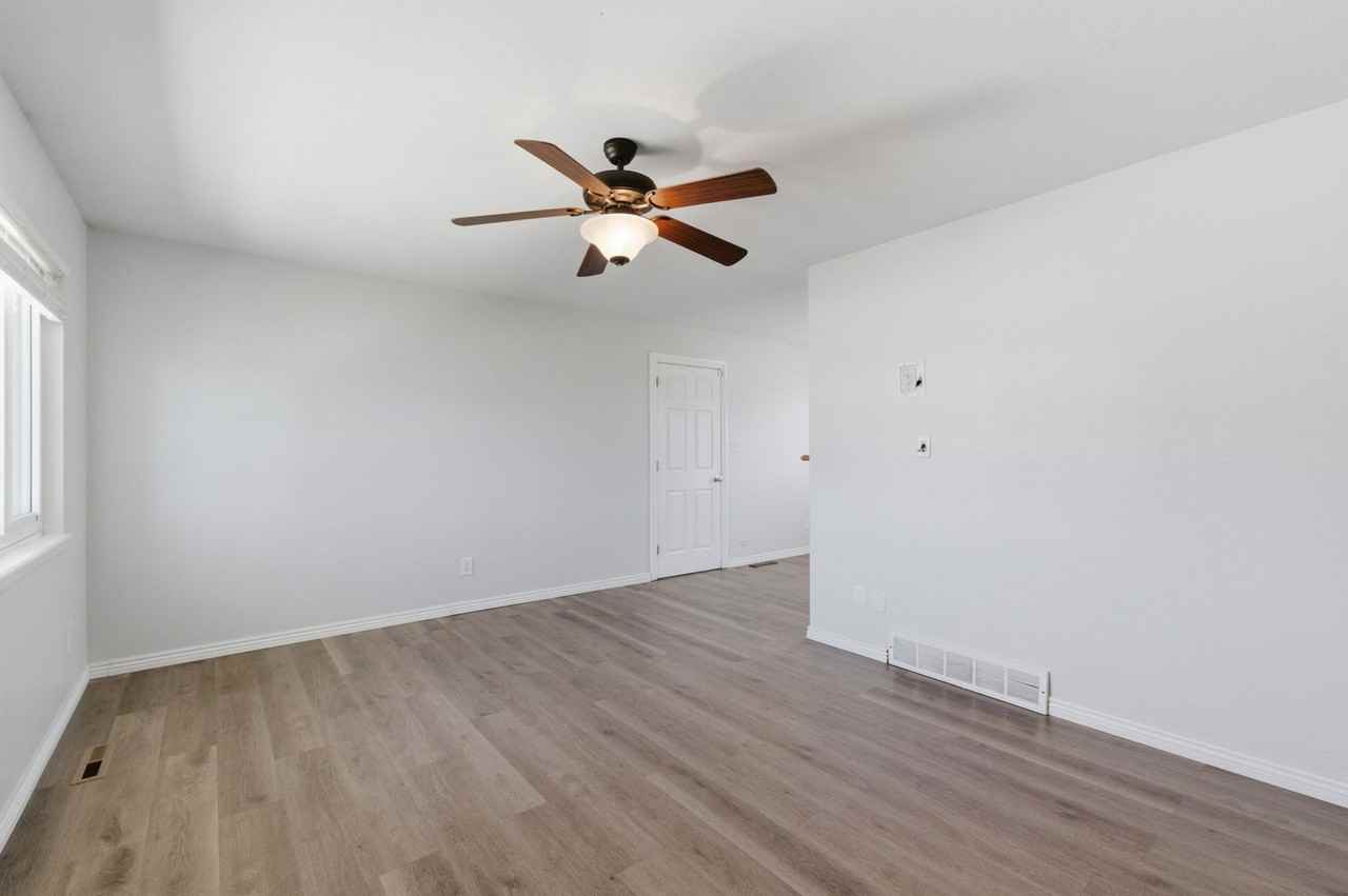 1415 Holmes Dr - Photo 5 of 40