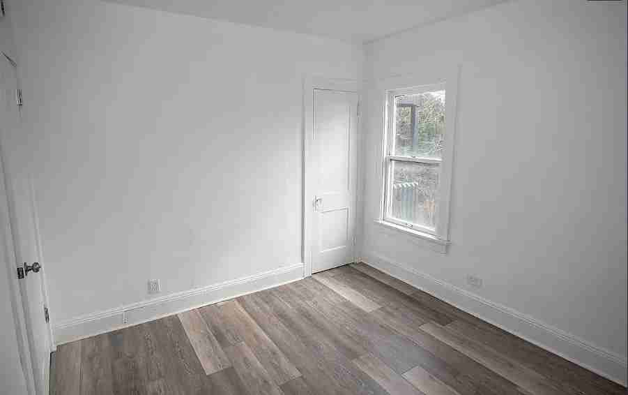 13706 Coit Rd - Photo 5 of 11
