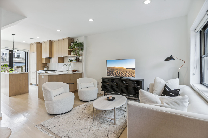 1157 3rd St Ne - Photo 4 of 15