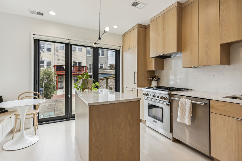 1157 3rd St Ne - Photo 5 of 15