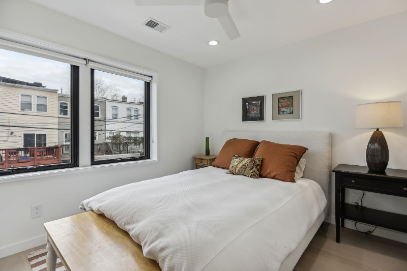 1157 3rd St Ne - Photo 7 of 15