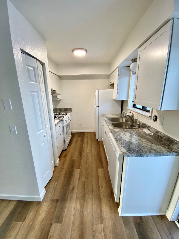 437 E Beaver Ave #101 - Photo 2 of 7