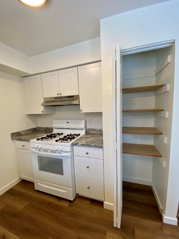 437 E Beaver Ave #101 - Photo 4 of 7