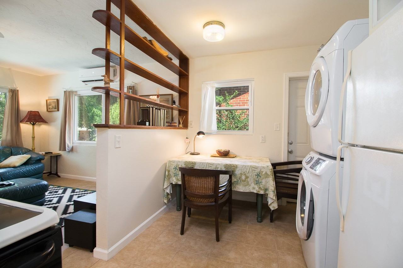 111 Nw 21st St #111 - Photo 3 of 8