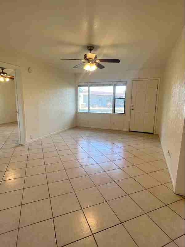 401 Buchanan Dr #101