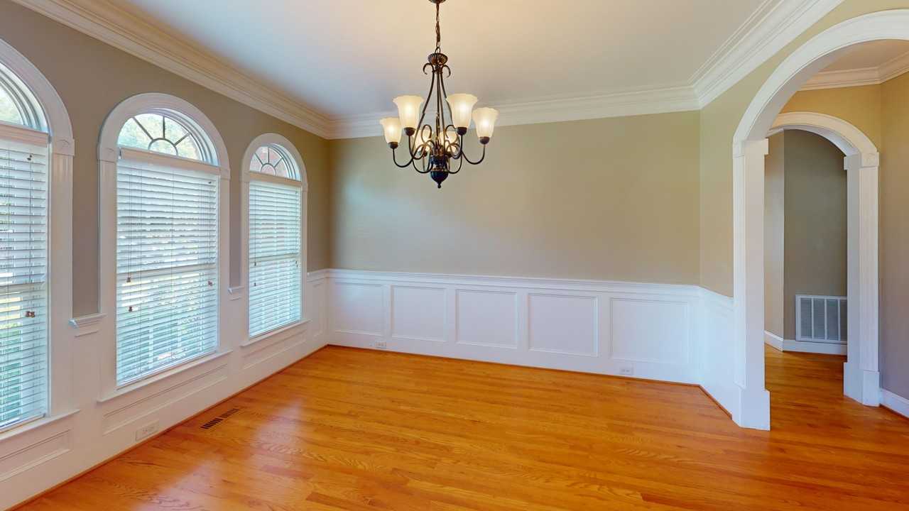 2140 Rossmore Rd #1 - Photo 3 of 10